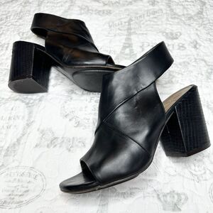 Coclico Shoes Dar Leather Chunky Block Heel Sandals Black Sz 7 Or 37.5